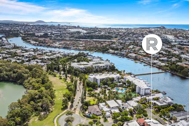 Stylish Single-Level Sanctuary with Boat/Caravan Access