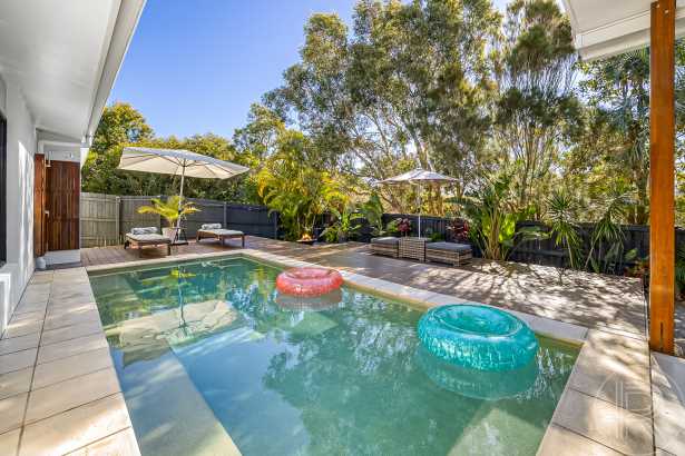 Renovated Coastal Family Home with a Pool