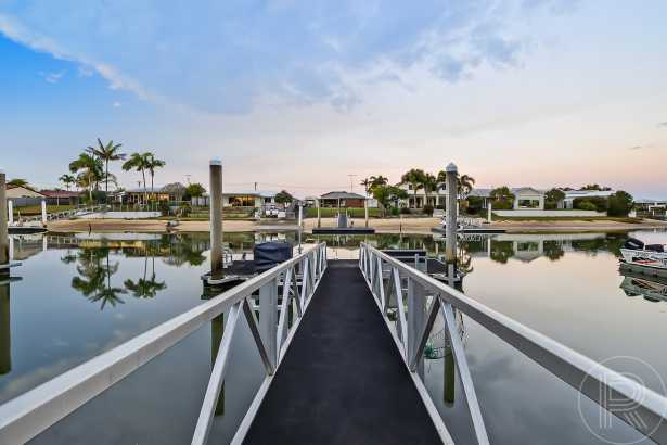 Waterfront Home with Private Jetty On Mooloolah River