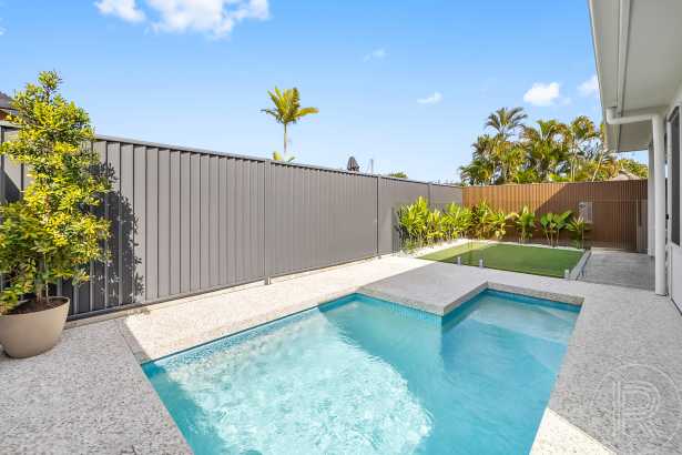 Coastal Elegance Meets Low-Maintenance Luxury