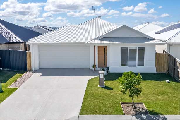 Family-Sized Living with Style and Comfort 
