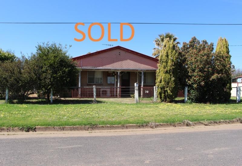 Handyman Special - Price Reduced by $20,000 now $235,000