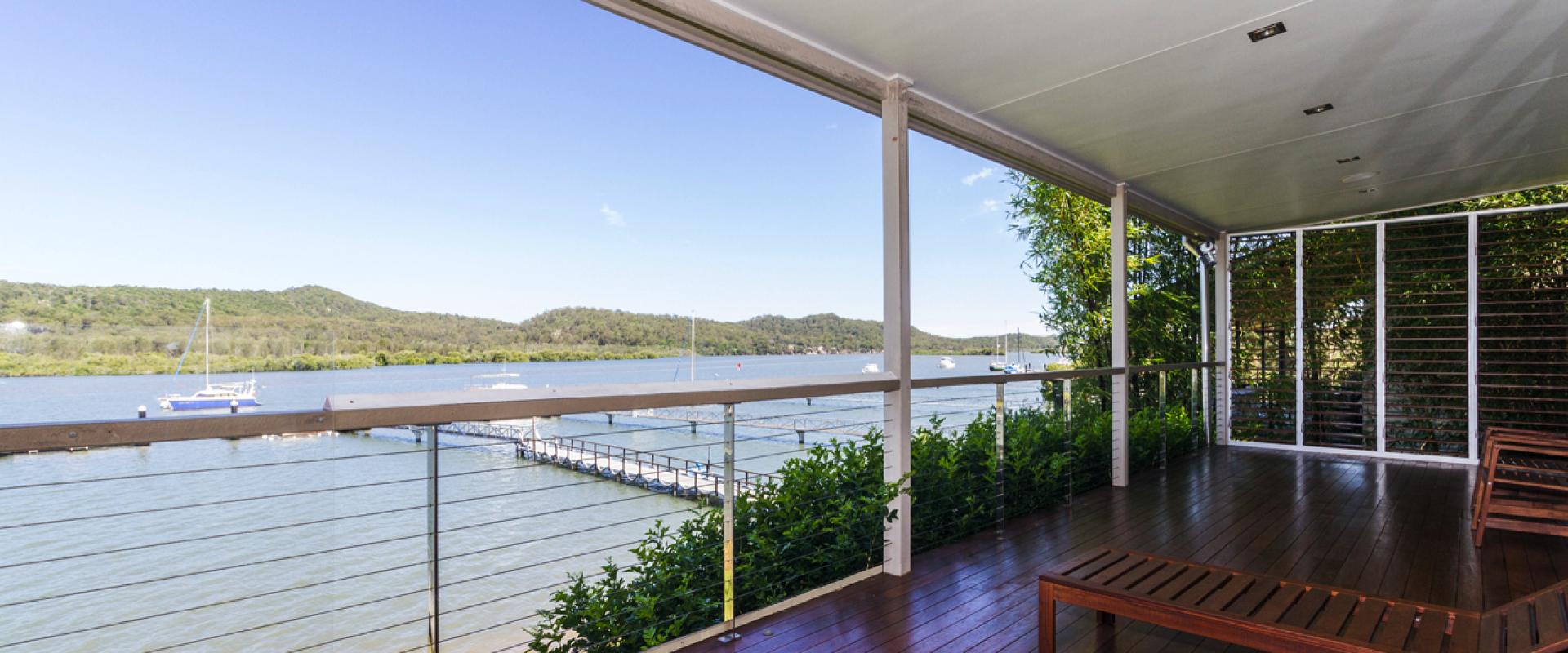 Russell Island Real Estate Waterfront, Water Access, Pontoon and Spa.