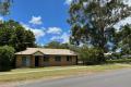 Four Bedroom Brick & Tile Family Home