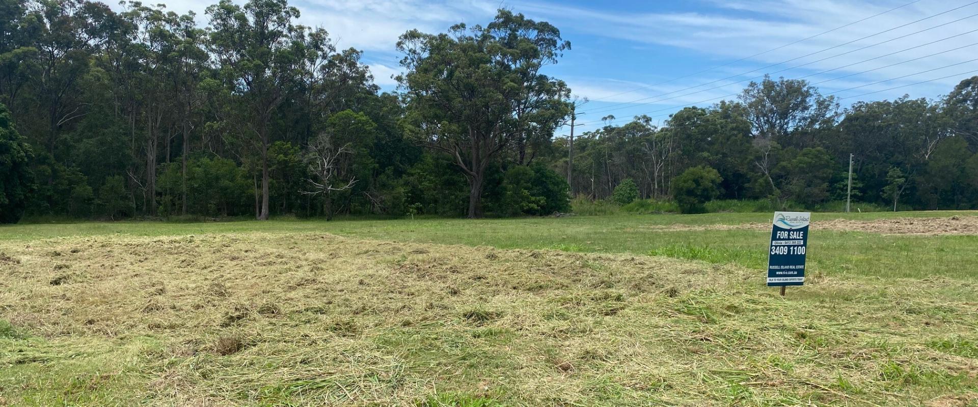 Russell Island Real Estate GREAT CLEARED BLOCK 556M2
