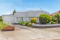 Streamlined Moderne Mid-Century Classic on 800m2