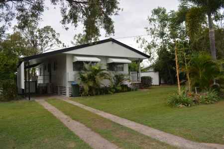 Beautiful house with pool for sale