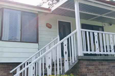LOVELY QUITE LOCATION NORTH OF ULLADULLA