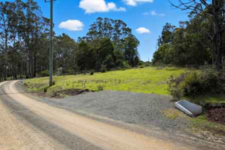 28a Lorikeet Lane, Rosevale – Peace, Space, and a Place to Grow on 8.2ha (20 acres)