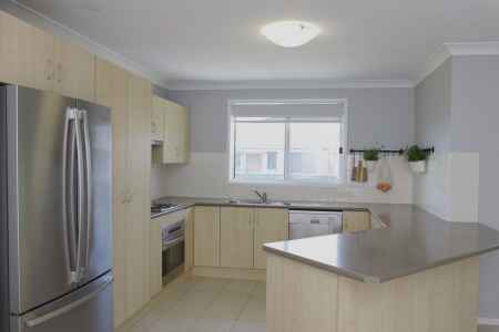 Move-In Ready Modern Comfort!