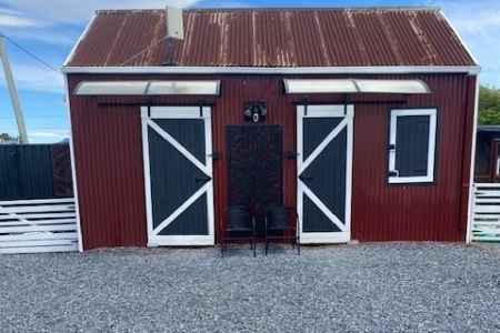 🏡 Private residential land features Pod,Caravan,Sheds and Pool