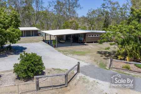 Charming 3 bedroom retreat on 20 acres with modern amenities