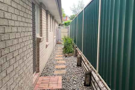 Single Level Living in Convenient Location!