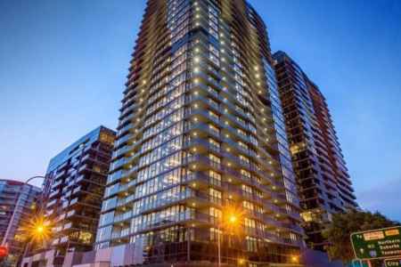 Furnished 1 Bed + Study with Car Park – Prime South Brisbane Investment Opportunity