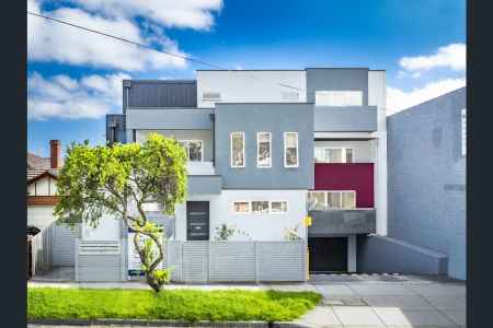1 Bedroom Apartment – Prime Mentone Location