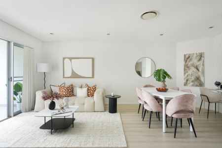 Modern 1-Bed + Parking & Storage in Acacia Apartments, Lane Cove North