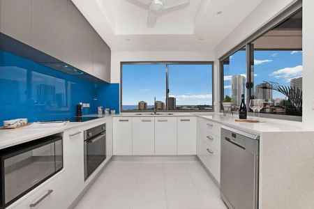 PREMIUM CITY-FRINGE LIVING WITH STRONG RENTAL RETURNS