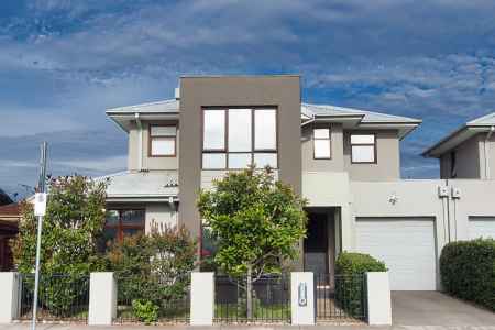 Sophisticated Living in the Heart of Maribyrnong