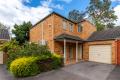 Freestanding townhouse in a private and quiet location