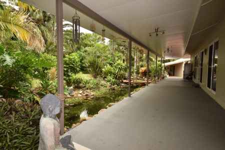 Open Living Home, Granny Flat, Workshop, Tropical Gardens near Beach