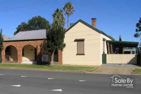 BIG Solid well maintained double brick home 4/5 bedrooms Solar panels PRICE REDUCED $315,000