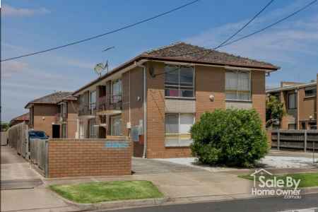 Fully Renovated Apartment In a Prime Location