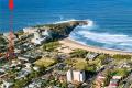 Freshwater Beach View 2 Bedroom Unit with lock-up Garage