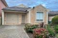 2 LIVING AREAS - WALK TO LINEAR PARK & 0-BAHN BUS STOP