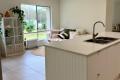Perfect Acreage: Near-New Home on 1ha in Peaceful Estate