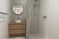 ADJ ROSTREVOR - 2 LIVING AREAS - NO WATER CHARGES