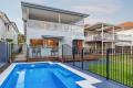 Beautiful family home in sought after location!