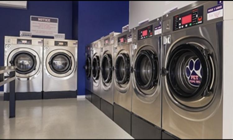 State of the art coin laundry for sale in Point cook area