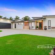 Seller of a Acreage Semi-rural in Beechwood