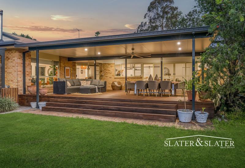 Modernised home on ideal-sized private acreage