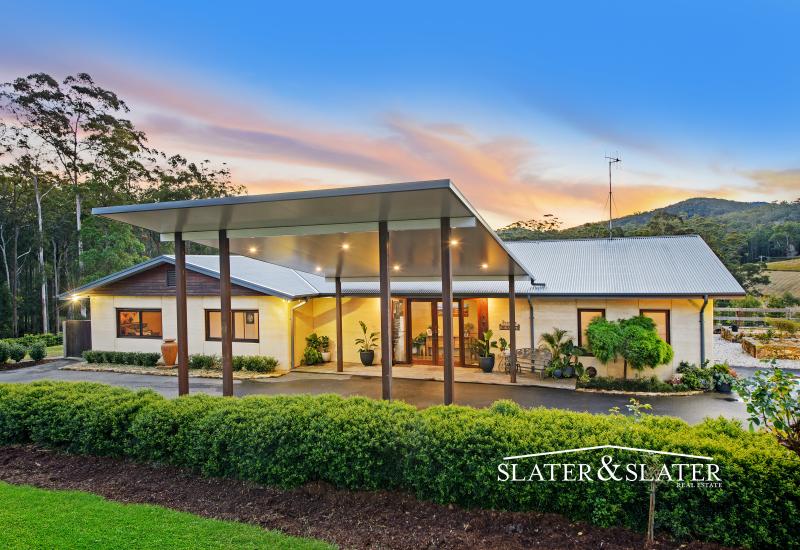 Bespoke residence in rural location only 27 km from Port Macquarie