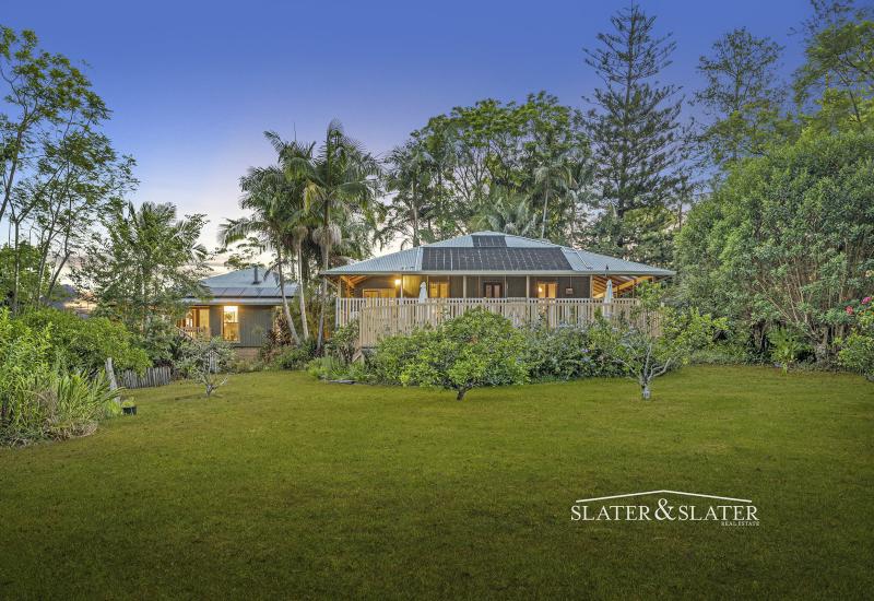 Charming and versatile country package