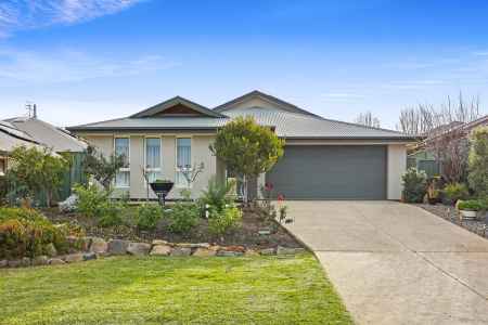 Spacious Modern Home Perfect for Coastal Living