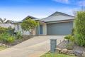 Immaculate Coastal Home - great for family or professionals