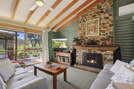 PERFECT ESCAPE AND COUNTRY LIFESTYLE