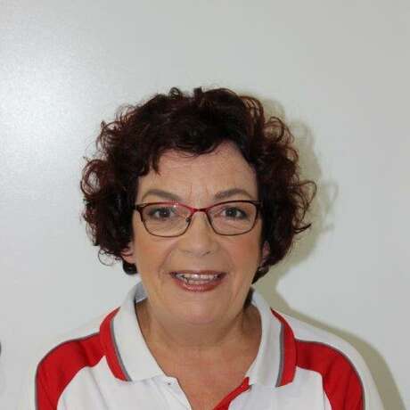 Theresa O'Regan photo