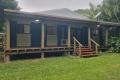4 bedroom 2 bathroom 15min from town