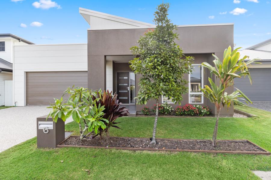 Contemporary Harmony Living 