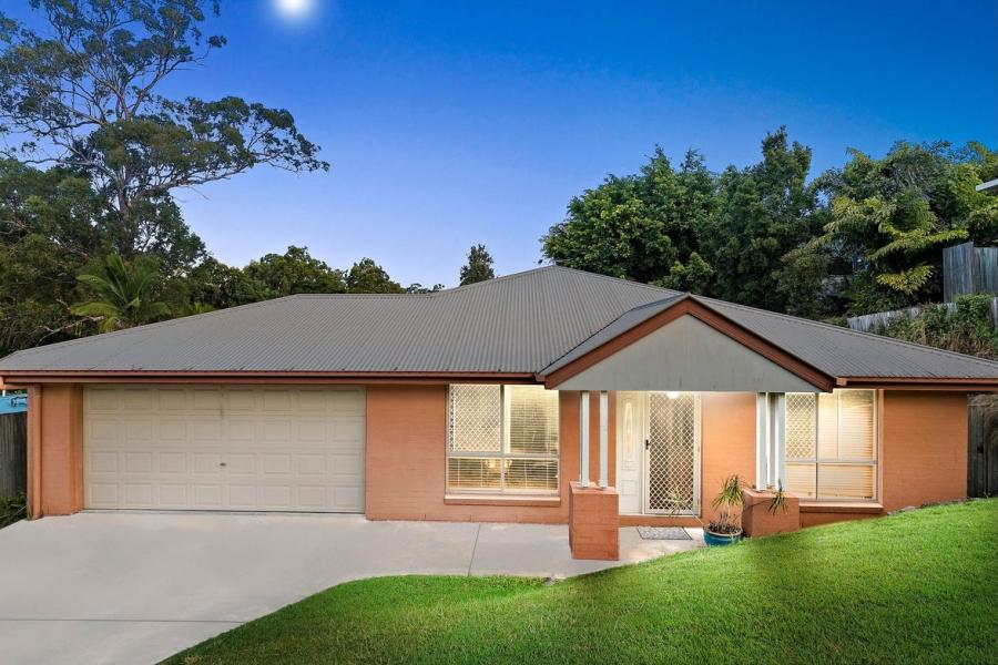 Charming Family Home in Sought-After Everton Hills