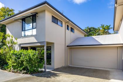 Contemporary Townhouse Living at the Top of Buderim