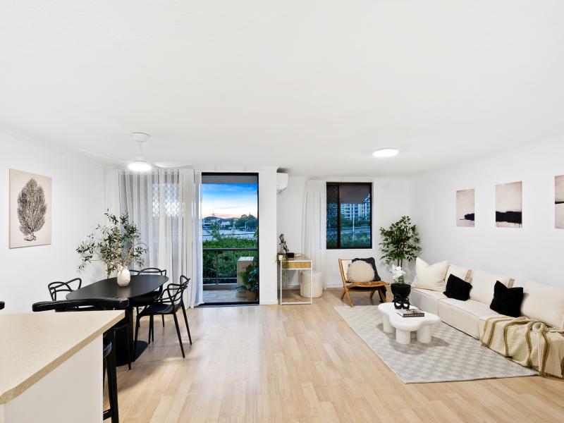 Elegant and inviting, this beautiful one-bedroom apartment radiates quality.