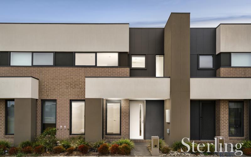 13 Damrosch Walk, Point Cook