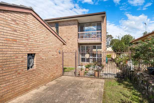 Affordable Living in a Prime Lakeside Location