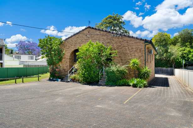 Low Maintenance Living in a Prime CBD Location