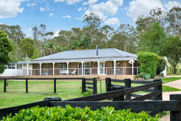 An Exceptional Acreage Offering for the True Horse Enthusiast