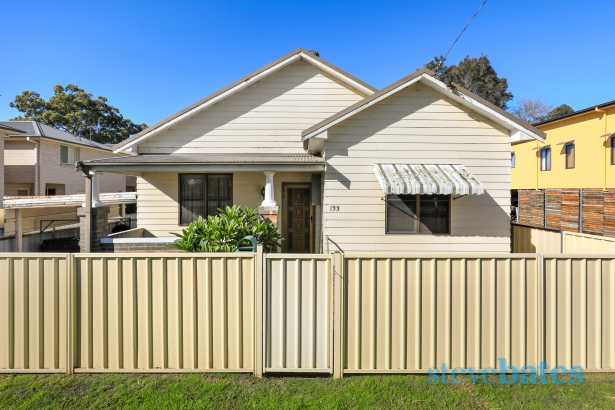 Solid Home, Walk to the CBD with Future Potential